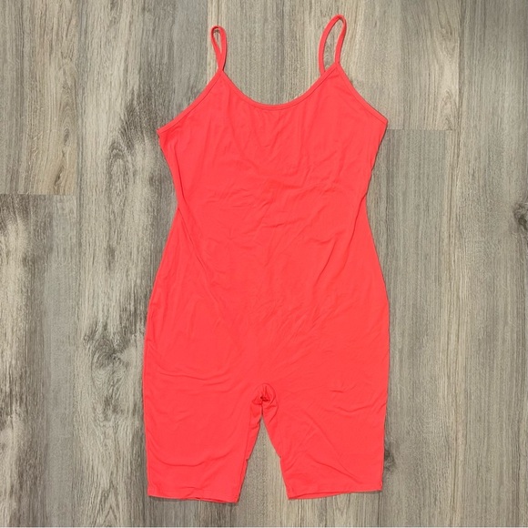 Fashion Nova Season Shortie Tank Romper Neon Pink Coral One Piece 80s Size L - Picture 1 of 7